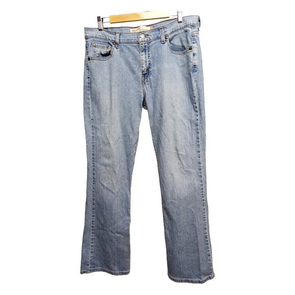Womens LEVIS 515 Signature Stretch Mid Rise Bootcut Jeans Size 14 M Light Wash - Picture 1 of 13